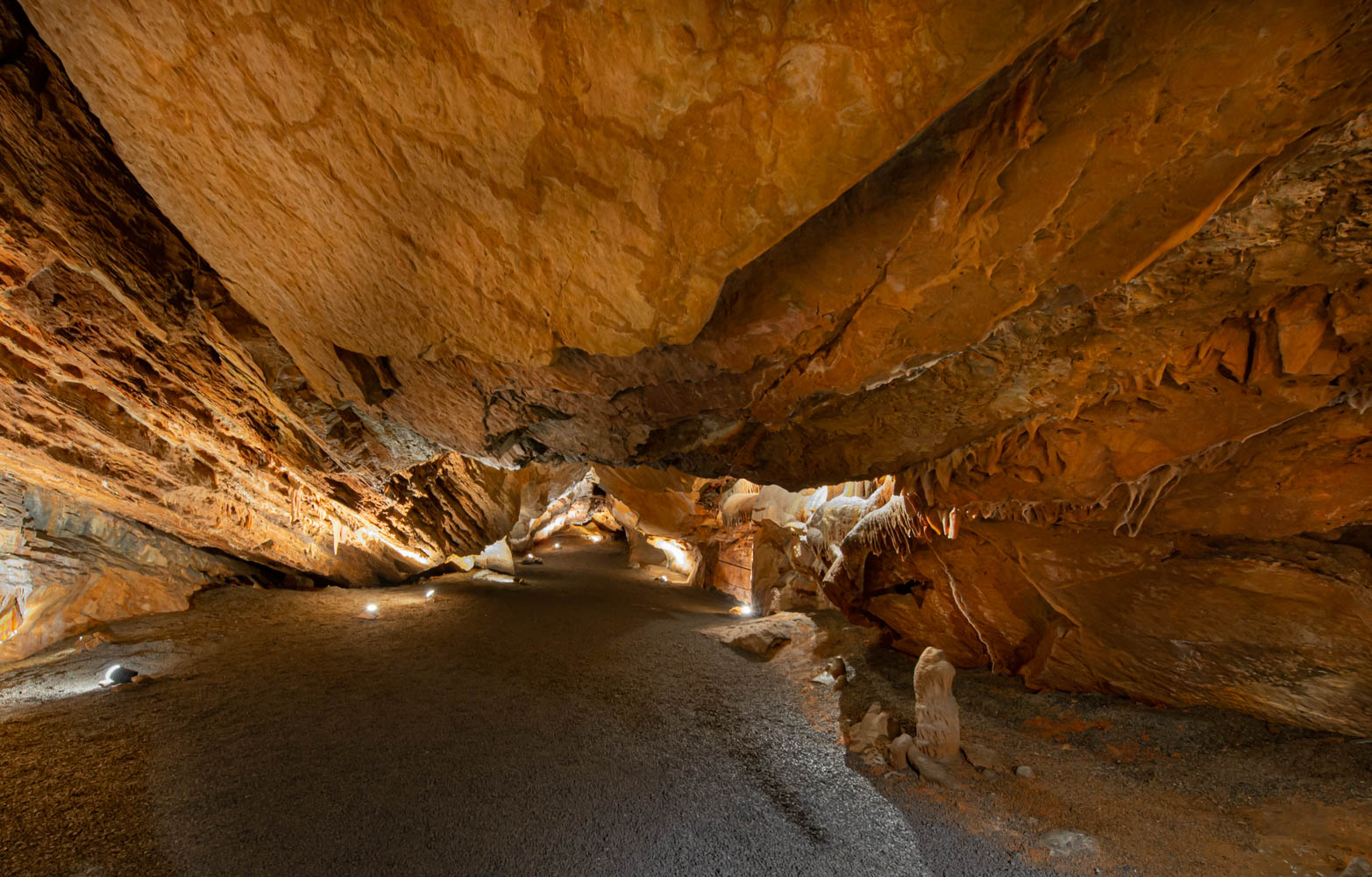 Shenandoah-Caverns-visit-VA-2