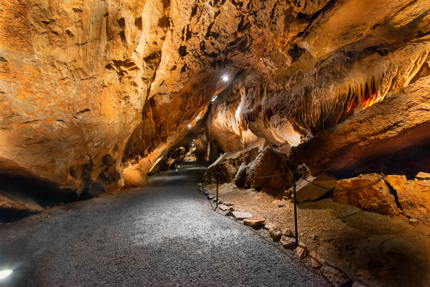 Shenandoah-Caverns-visit-VA-5-Edit